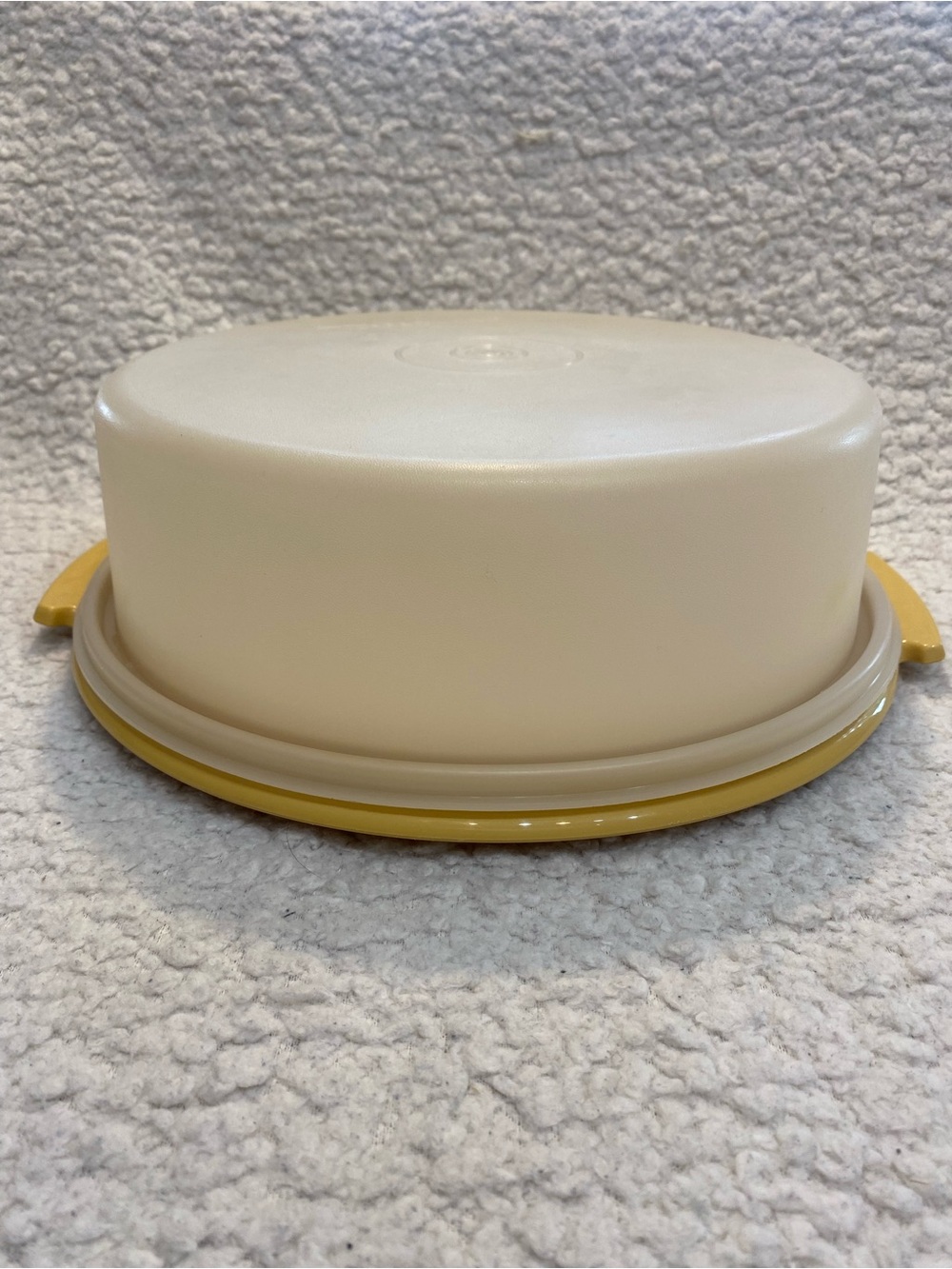 Vintage Two Piece Gold/Sheer Tupperware Pie/Cake Carrier NO Strap #719 & #720
